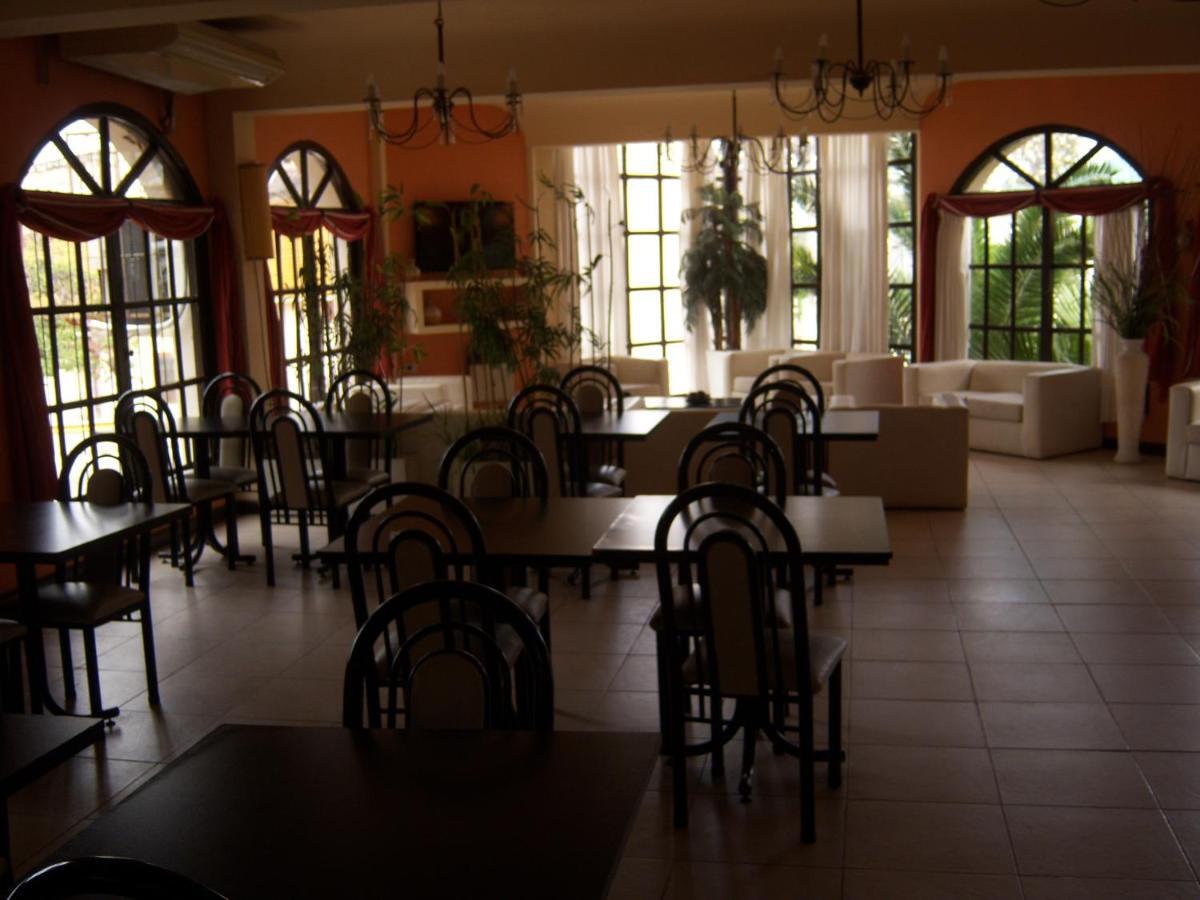 Hotel De La Cascada Termas de Río Hondo Exterior foto